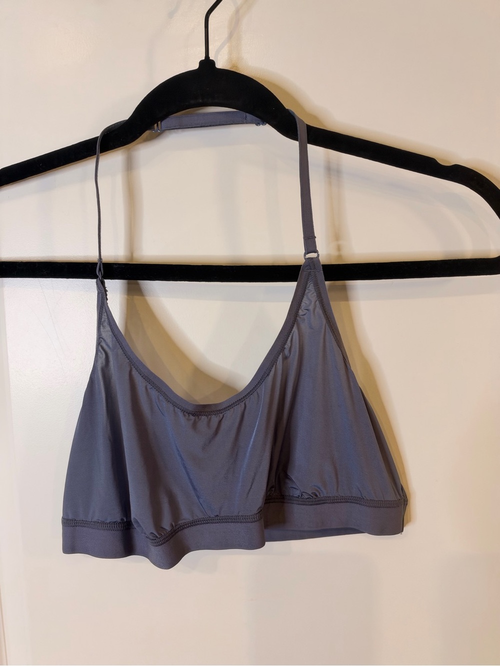SKIMS Fits Everybody Gray Scoop Neck Bralette Size Medium